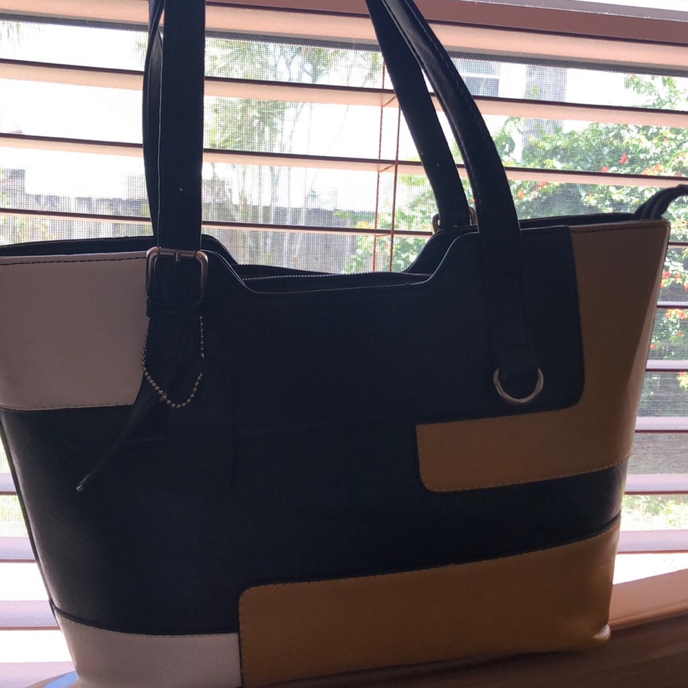Dasein colorblock Bag